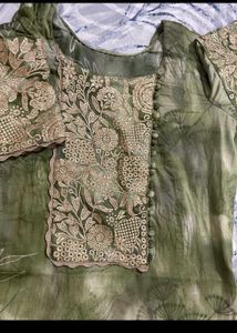 Nice Kurtis Set