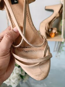 Heel 👠