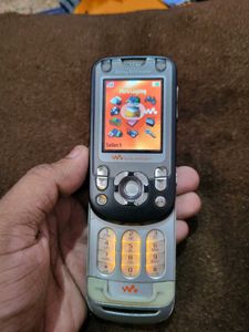 Sony Ericsson W550i - Retro!