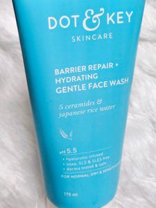 Dot And Key Facewash