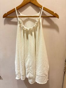 Beautiful Top With Nice Ruffles On Neck