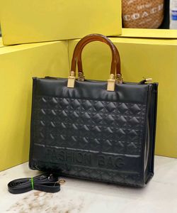 IMPORTED PREMIUM QUALITY TOTE SLING BAG