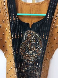 Cotton top for women in good condition.