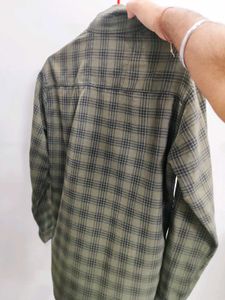 A Green Casual Shirt