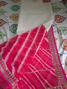 Preloved Saree With Blouse