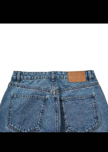 Moms Fit Blue Jeans