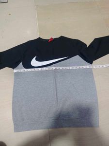 Nike grey and black sweatshirt