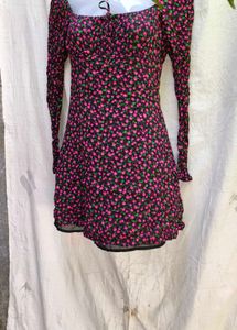1956. CUTE FLORAL MINI DRESS