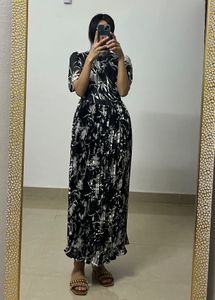 Dorothy Perkins Floral Black&amp;White Pleated MAXI