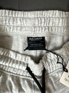 Pull &amp; Bear track pants it is Unisex