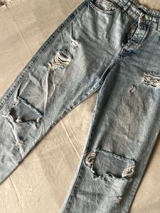 Zara Ripped mom Jeans