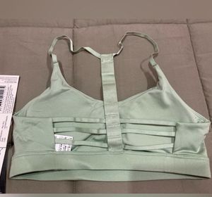 PUMANWTWomen Sports Lightly Padded Bra (Green)