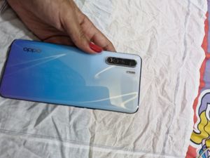 Oppo F15