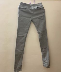 Women’s Skinny Fit Denim Grey Jeggings