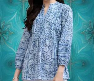 Blue Floral Print Top 😇
