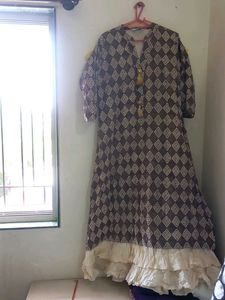 Kurta Grey N Cream Colour
