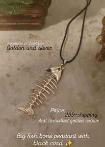 Y2K pendent ( fishbone)