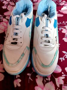 Fila White &amp; Blue Sneakers