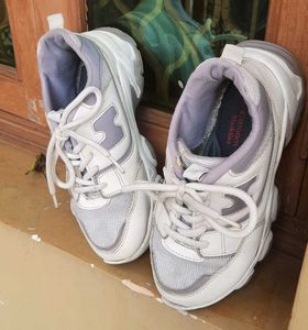 White &amp; Lavender Sneakers woman  ;,,