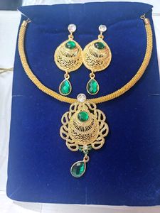 Necklace Set