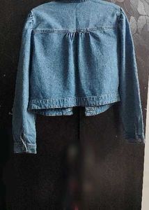 Vero Moda cropped Denim Jacket