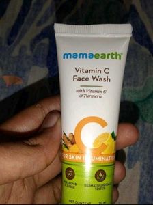 Mamaearth Vitamin C Face Wash