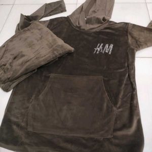 combo woolen night suit