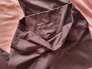 H&amp;M V Waist Sports Tights / Size-S