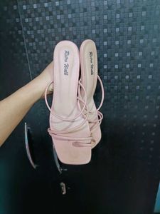 Chic nude heels up for sale