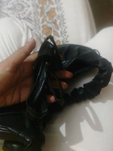 Black Ruched Handle Bag