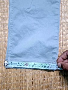 Light Grey Chinos Pant For Men.
