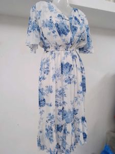 Floral Print V-Neck Midi Dress