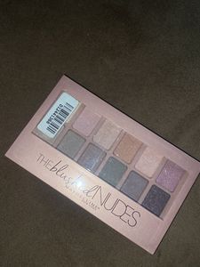 Maybelline- The Blushed Nudes Eyeshadow Pallete