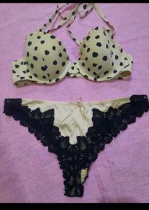 Stylish Bikini Sat