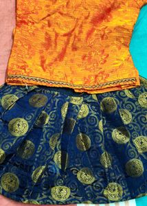 Kanchipuram Silk Pavadai Sattai