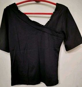 HighWaistJeans &amp; Black Top