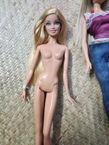 Stylish Russian Barbie Doll Ebat&#39; suku Style