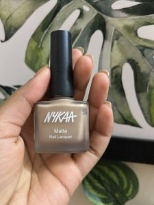 Nykaa Pink And Beige Nail Enamel