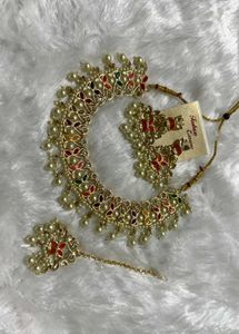 Pearl Embellished Jewelry Set