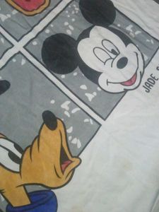I&#39;m Selling A White Tshirt Size - S