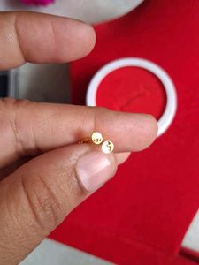 Pearl Stud Earrings Gold