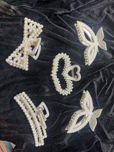 Pearl Hair Claw Clip Set