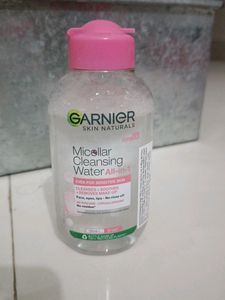 Garnier Micellar Cleaning Water