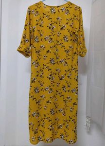 Avaasa Floral Print High-Low Kurti