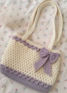 Daisy Crochet Shoulder Bag