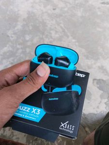 Dubstep Wireless Earbuds