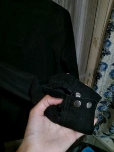 Classic Black Denim Jacket - Timeless Style