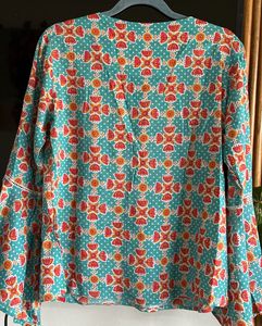 S - 34-36, Global Desi Blue Floral Print Top