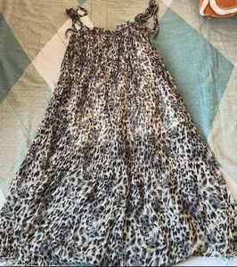 So Hot Yet Chic Dress