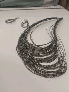 Necklace And Earrings&#39; Set.
